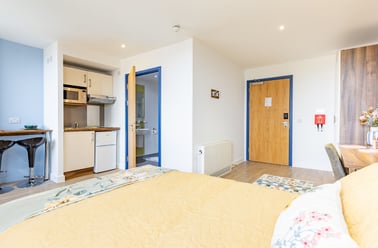 Penthouse Studio, Central Studios, 4 Greyfriars Road, City Centre, Reading - Image 3